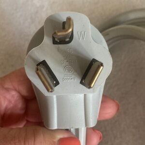 Heavy duty dryer/stove 3prong plug 6 foot